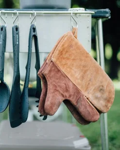 Snow Peak Camper Mittens^ Takibi For Gathering