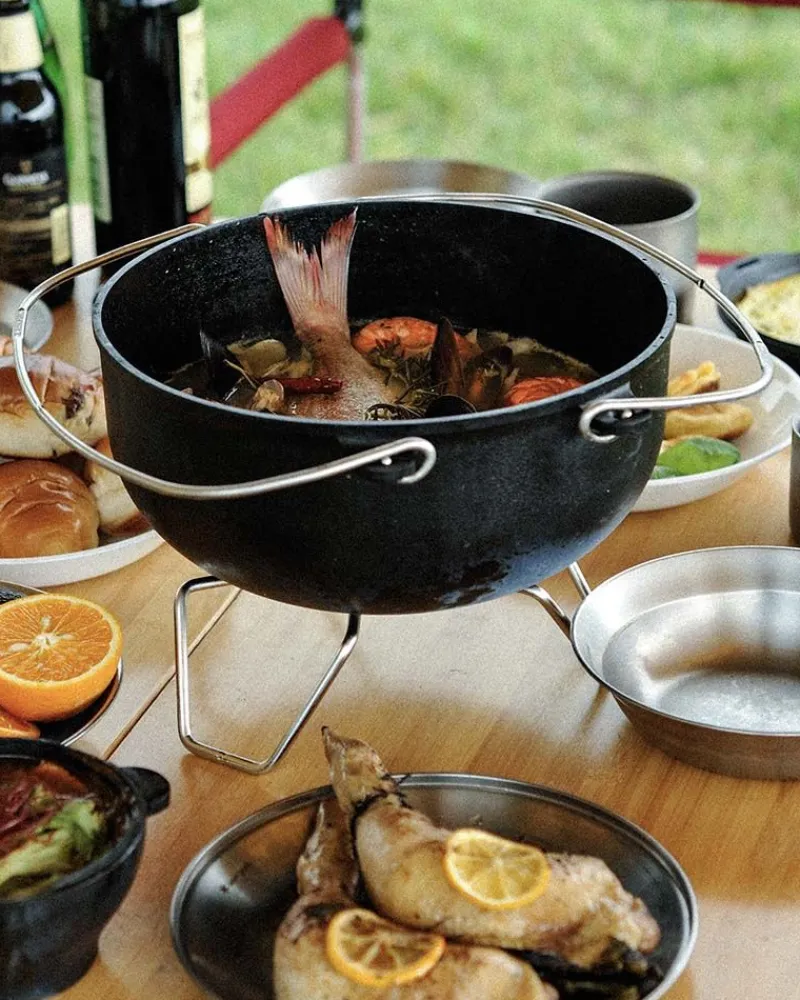 Snow Peak Cast Iron Charcoal Stand 26Cm^ Cast Iron