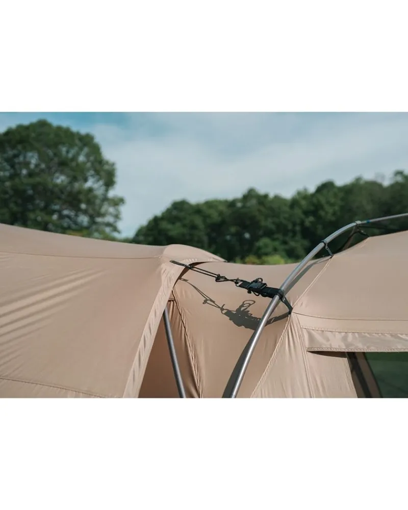 Snow Peak Festival: Connection Tarp Hexa Pro. Air^ Tents
